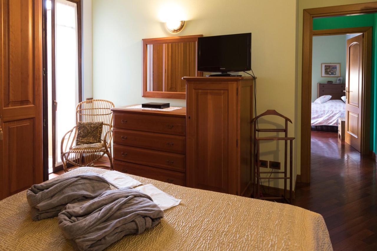 A Casa Di Anna, Elegant Flat In Cremona Apartment Exterior photo